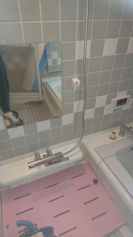 浴室のシャワー水栓の取替をさせて頂きました。【葛城長尾店】